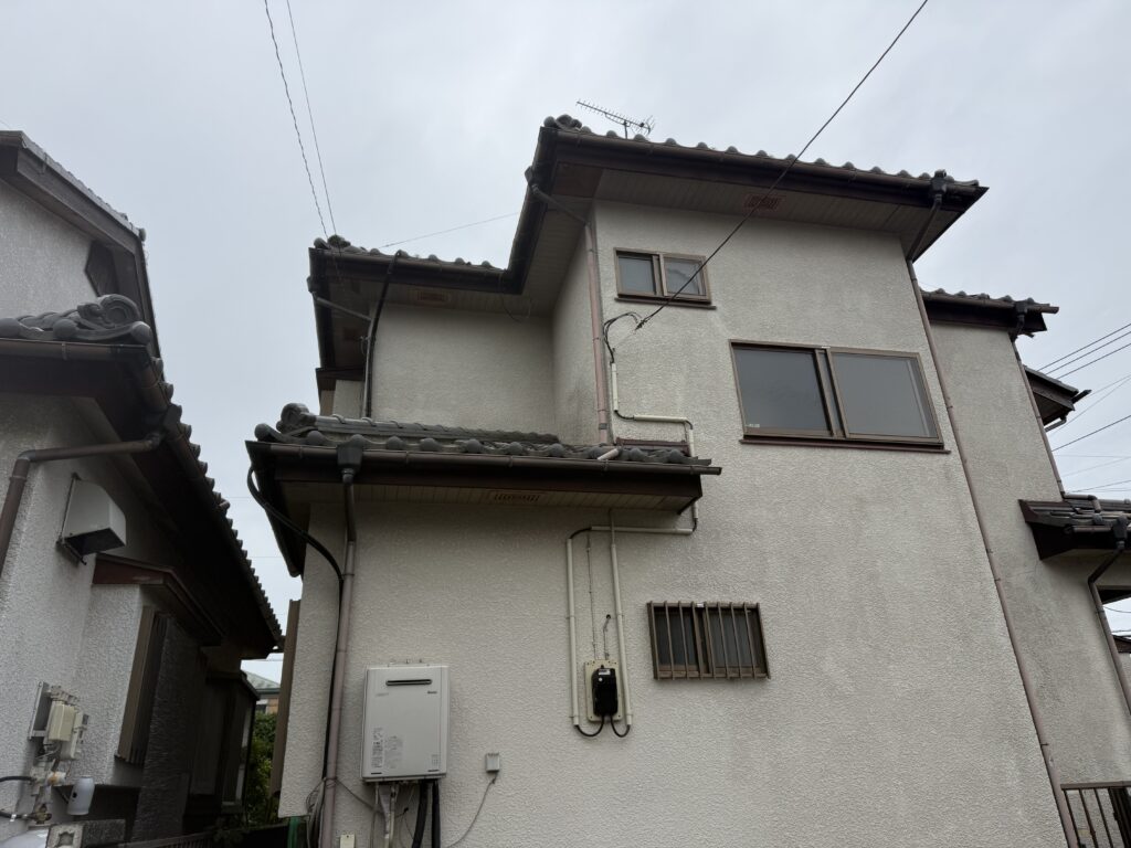 相模原市中央区宮下本町の軒天修理工事|施工前